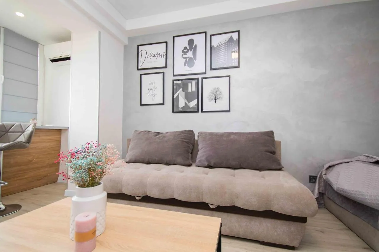 Apartment Myfreedom Апартаменти Метро Оболонь Kyiv Ukraine